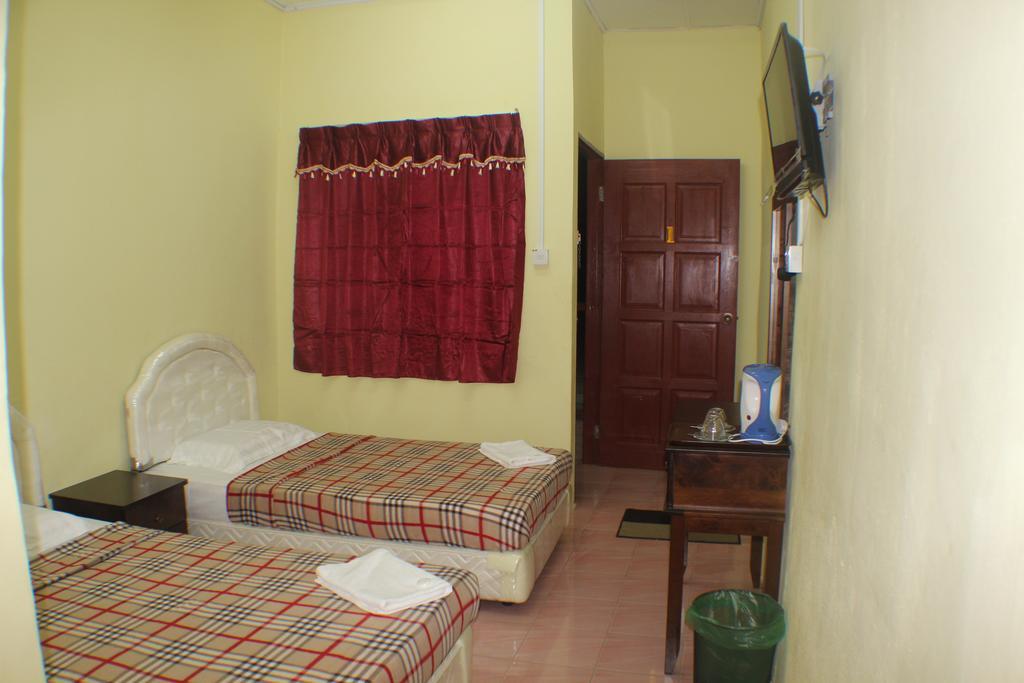 Liwagu Lodge Ranau Szoba fotó
